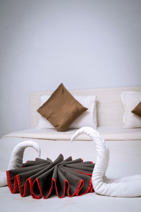 Gs Residency Hotel กูวาฮาติ ภายนอก รูปภาพ