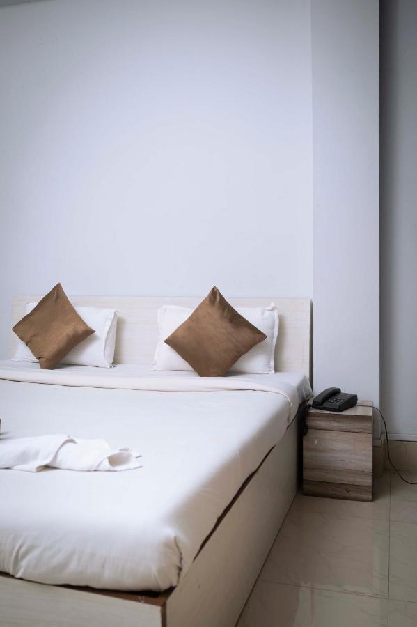 Gs Residency Hotel กูวาฮาติ ภายนอก รูปภาพ