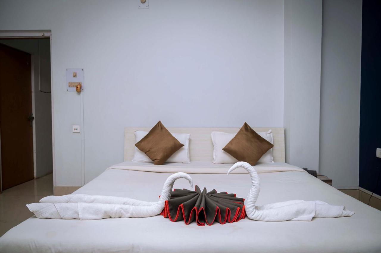 Gs Residency Hotel กูวาฮาติ ภายนอก รูปภาพ